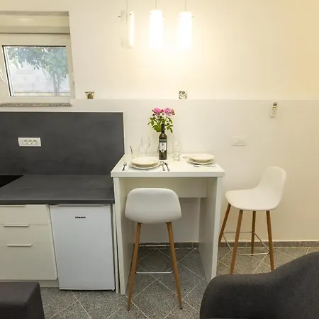 Apartment Grey Stone Zadar